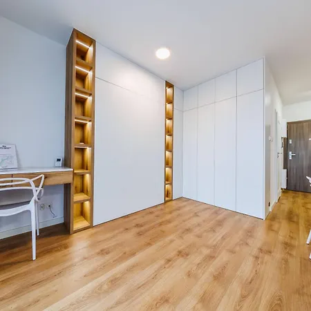 Premium Suite- Center, Capital Towers, Free Parking By Staynest * Ряшів