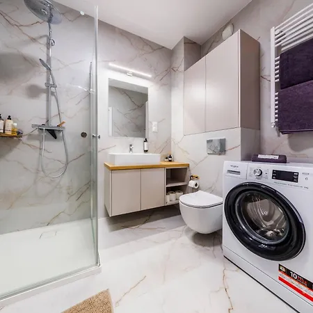 Premium Suite- Center, Capital Towers, Free Parking Apartment Rzeszow
