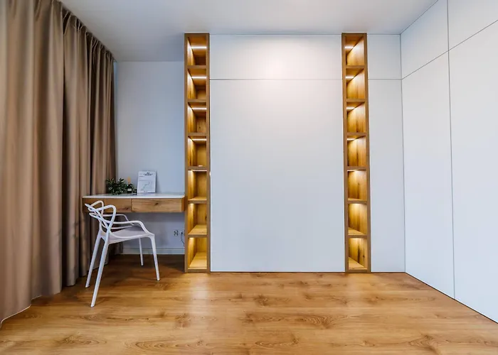 Premium Suite- Center, Capital Towers, Free Parking By Staynest