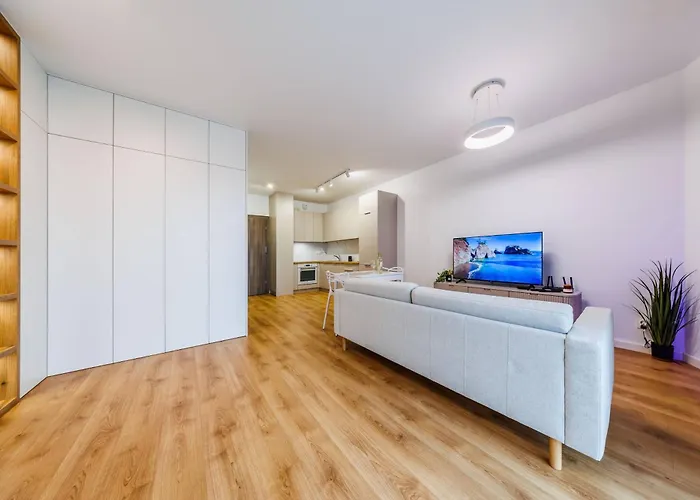 Premium Suite- Center, Capital Towers, Free Parking By Staynest Apartment *